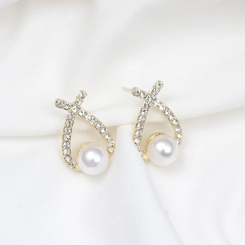 Fashion Jewelry Simulated Pearl Stud Earrings Cute Bow Earring Shining Crystal Elegant Wedding Customized 250210