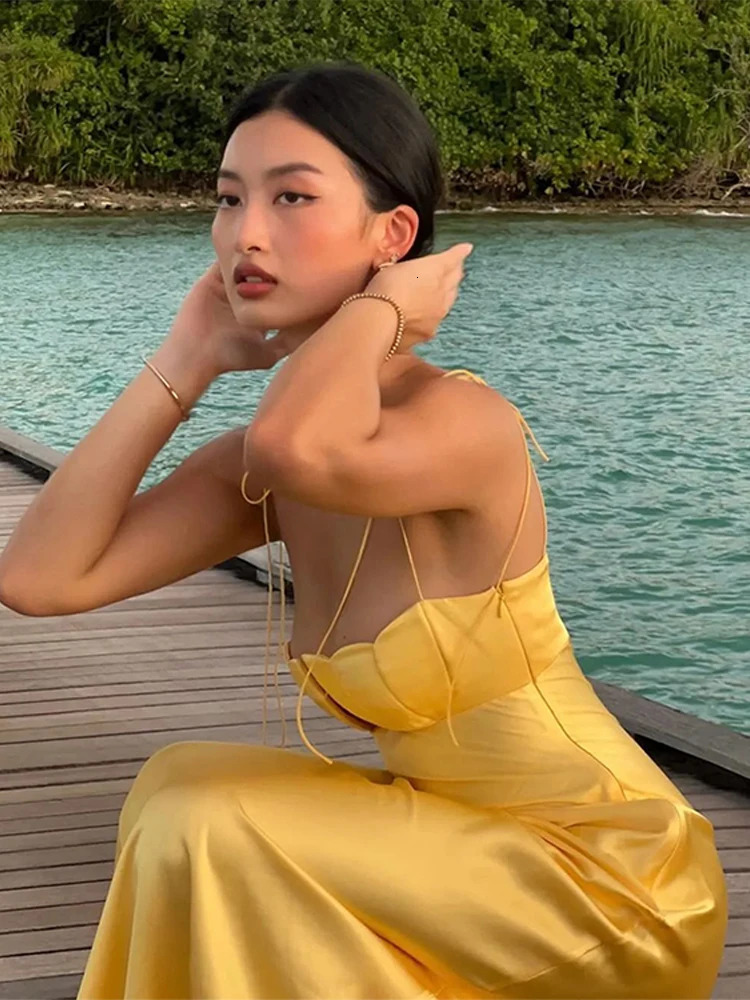 Summer Backless Yellow Satin Slip Dresses Women Elegant Off Shoulder Strapless Floral Chest Long Dress 2024 Lady Party Robes250222