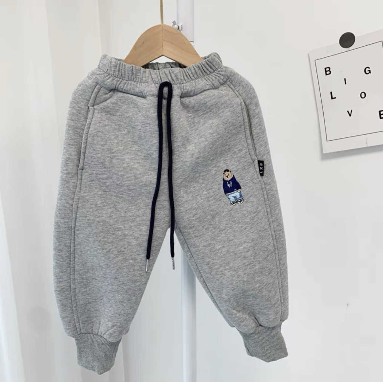 Jeans Linlin Mommy 2025 Winter Childrens Velvet Pants Lamb Velvet Male Baby Warm Sports Casual Pants TrendyY2502274M63