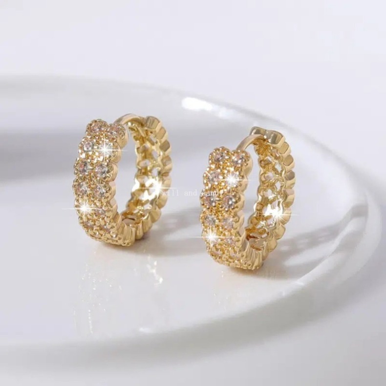 Cubic Zircon Diamond Hoop Earrings for Women Designer Jewelry Buckle Gold Hoop Earrings Cuff for Woman Fashion Fine Jewelry