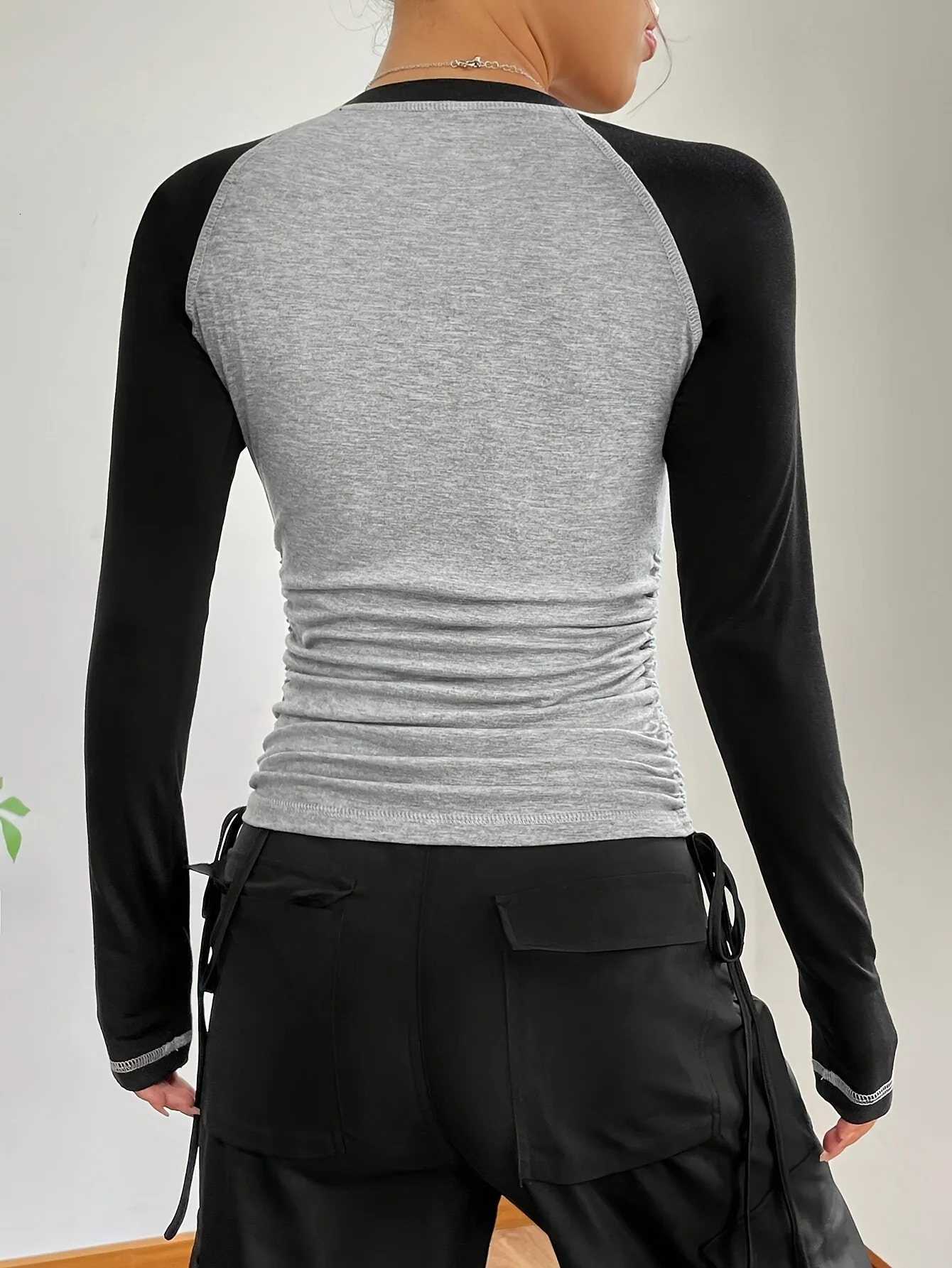 Women Long Sleeve Slim Fit T Shirts Holiday Party Crop Top Y2k Long Sleeve Korean Harajuku Kpop Graphic Patchwork Tee 250227