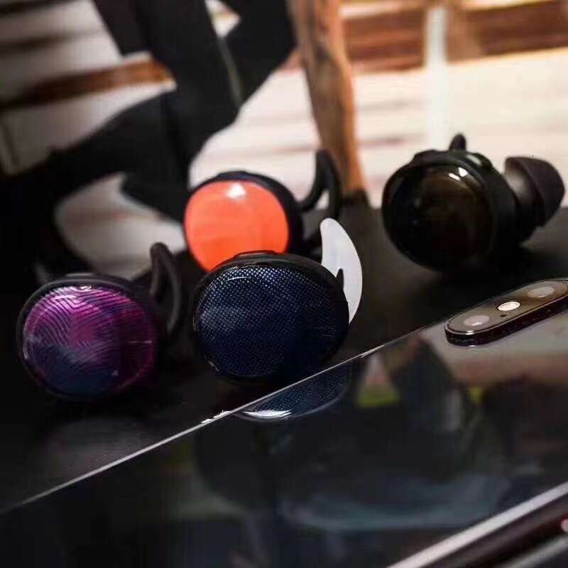New SoundSport Free Bluetooth earphones in ear running sports noise cancelling earbuds