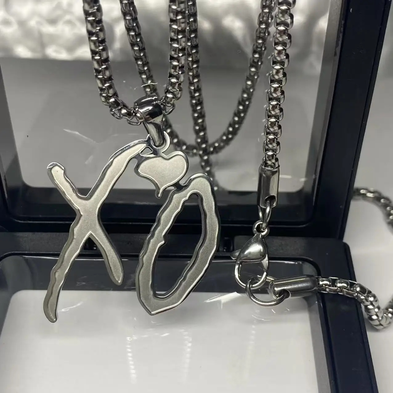 Delicacy Fashion Hip Hop Rock Steel Letter Pendant Necklace Heavy Industry Personality Men Cool Party Jewelry 250227