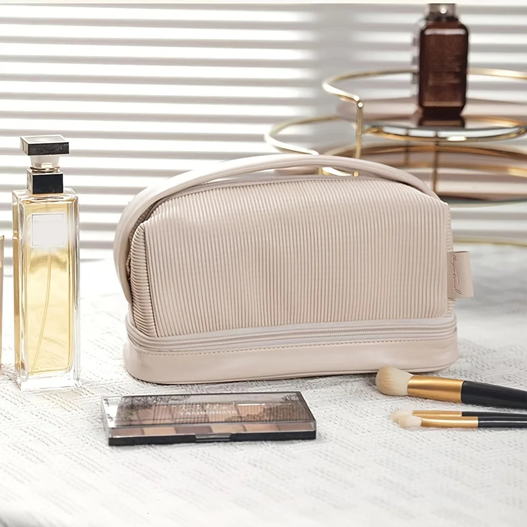 Ship from US Large Capacity Travel Cosmetic Bag Portable Leather Makeup Pouch Vertical Strip Clutch Womens y Washbag Toiletry Kit 250227FBB