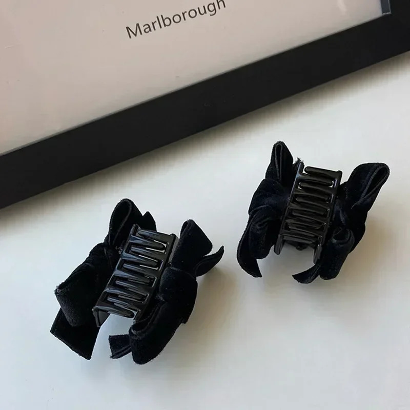 Korean 2pcs Sweet Black Red Bow Small Hair Claw Clip Princess Velvet Clamp Headwear Girl 250218