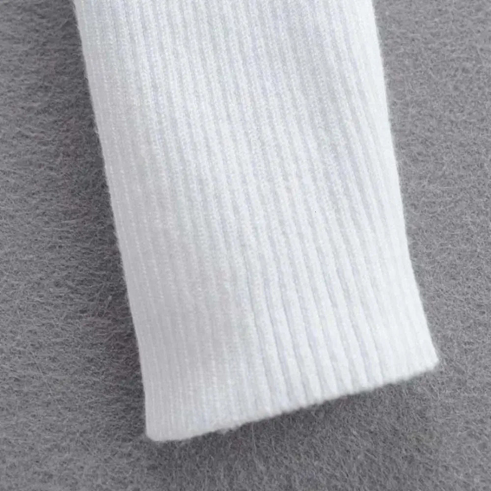 Slim Knit Long Sleeve Crop Top Solid Color Harajuku Oneck Knitted Tshirt Thin Streetwear Cropped Sweaters Pullovers 250225