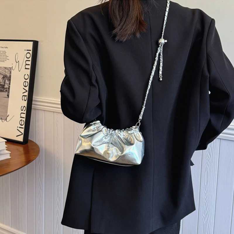 Y2K Millennium Bag Women Drstring Bucket Bag Chain Cloud Shoulder Bags 2025 New Fi Messenger Bags Purses HandbagsXJ250227