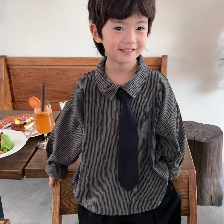 T-shirts Childrens Shirt 2025 Linlin Mom Spring New Product Male and Female Letter Tie Shirt Baby Versatile Checkered ShirtY250227I47C