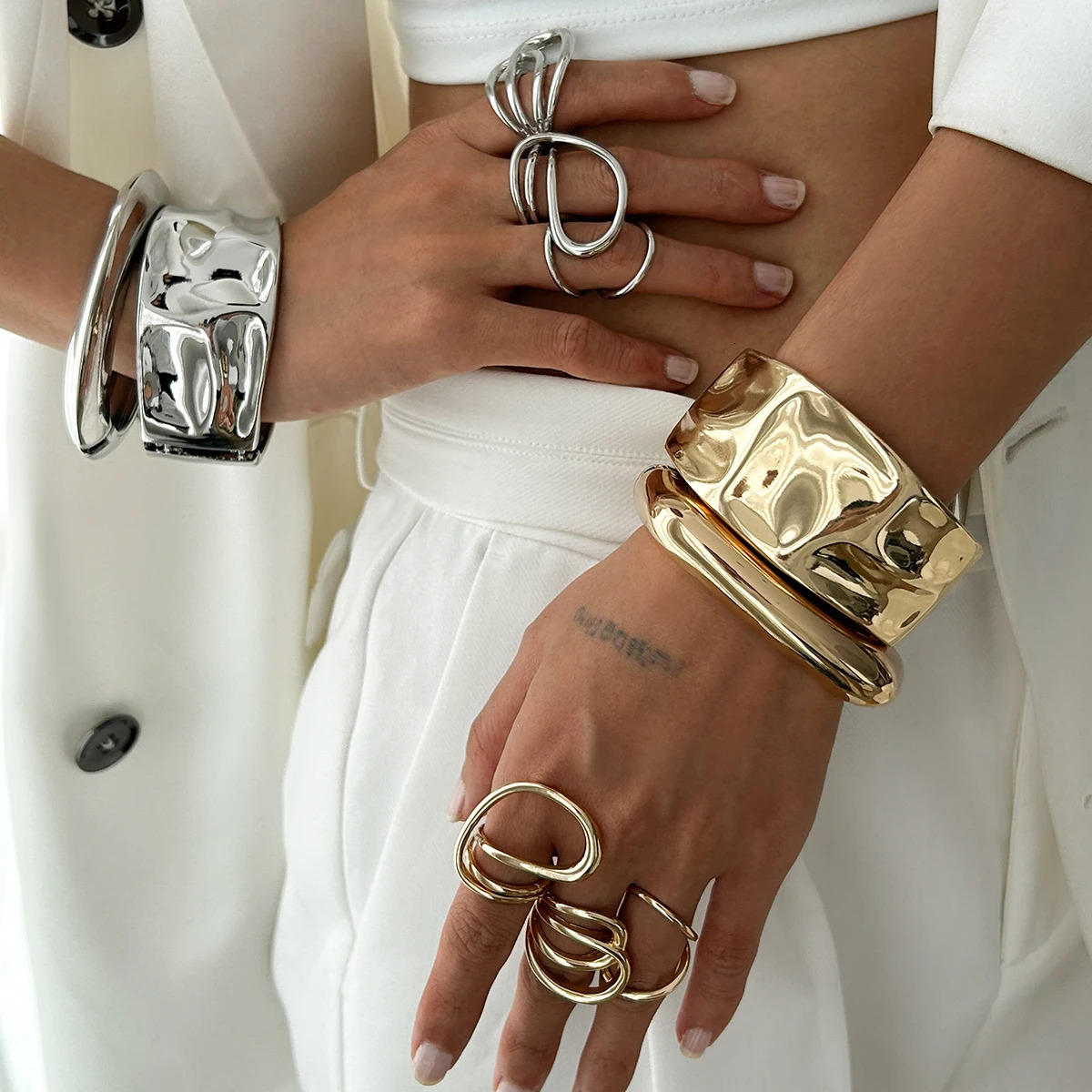 Salircon Trendy Irregular Chunky Metal Bangles Bracelet Womens Charm Gold Color Spring Bangle Party Jewelry Gift 250227