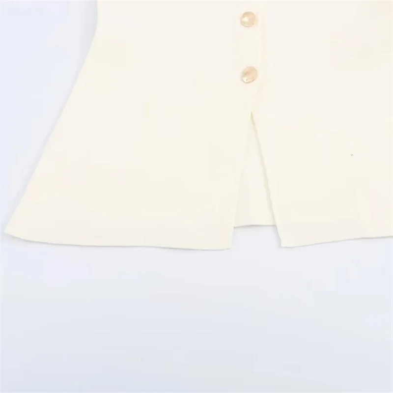 TRAF Womens Knitted Vest Button Sleeveless Summer Customized Elegant Coat 250226