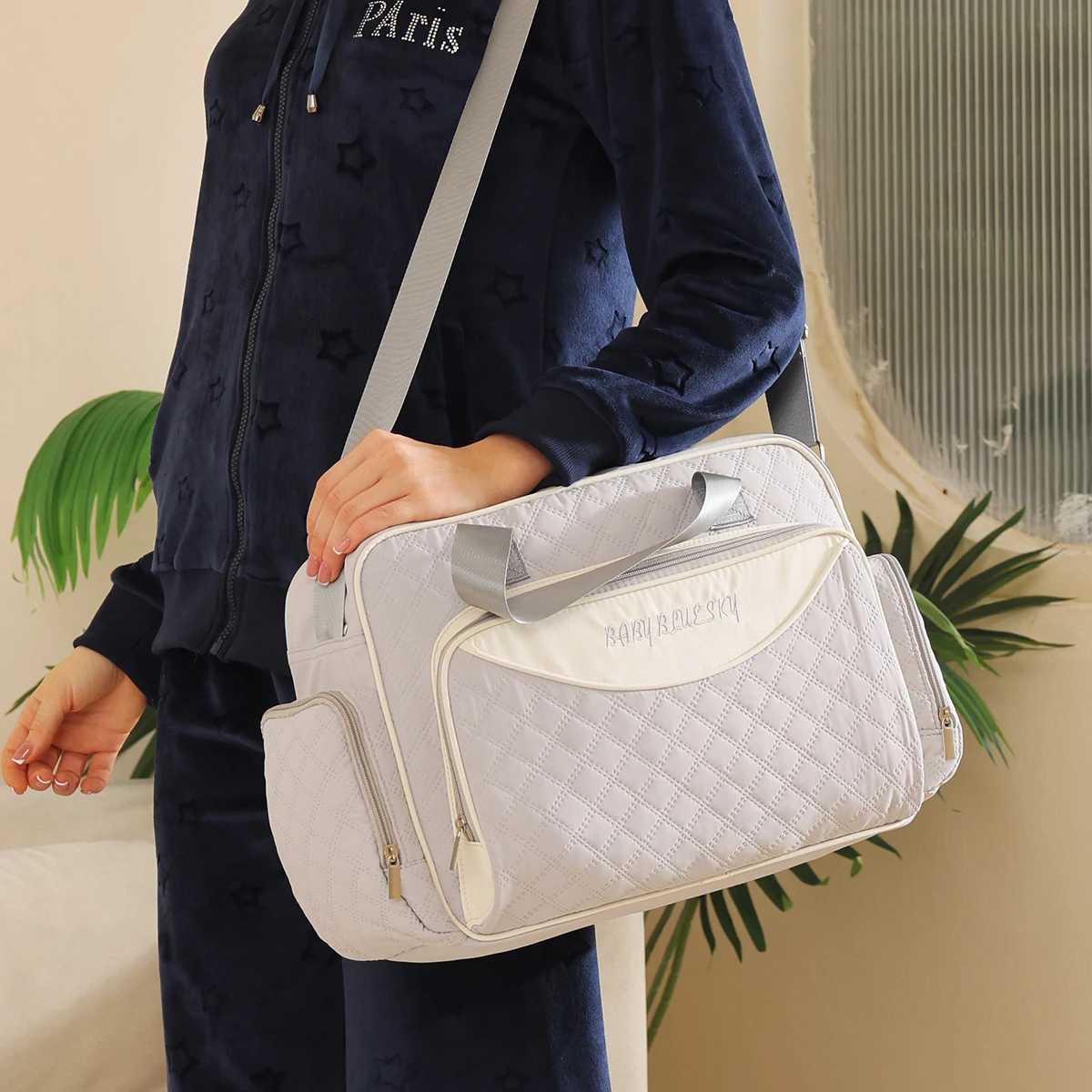 Diaper Bags Fashionable multifunctional single shoulder mother bag sewing embryo large capacity cross body mother bag handheld diaper Y250227W6P4