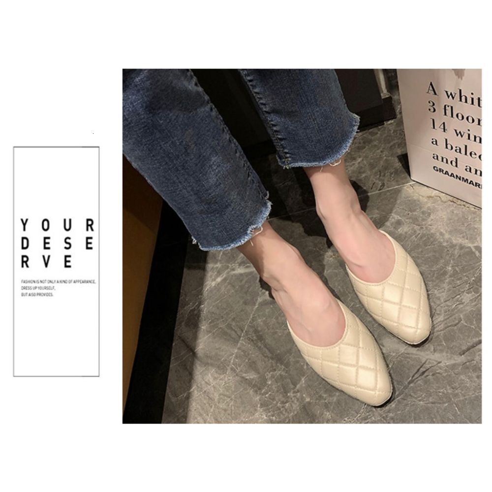2025 New Women's Casual Slippers Outdoor Beach Black And White Summer Soft Bottom Flip Rainbow Kasut Perempuan Sandals