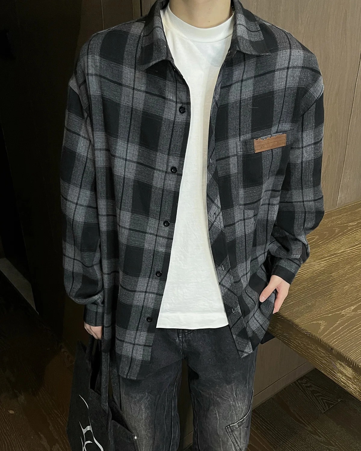 Autumn Long Sleeved Shirt Men Retro Casual Shirt Men Streetwear Korean Loose Plaid Shirt Mens Vintage Shirts Large Size 5XL 250224