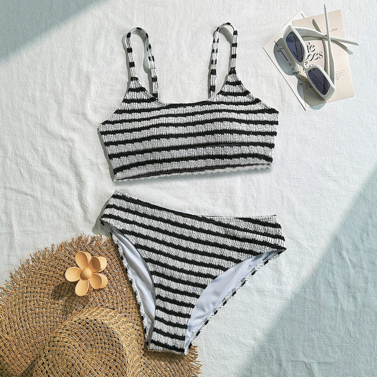 2025 new striped split bikini for women, high-end feeling, soaking in hot springs, durable lace up ins swimwear