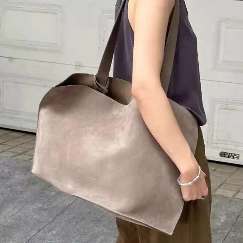 Faux Suede Large Capacity Tote Bags For Women Designer Handbags And Purses 2024 New In Vintage Simple Commuting Shoulder
