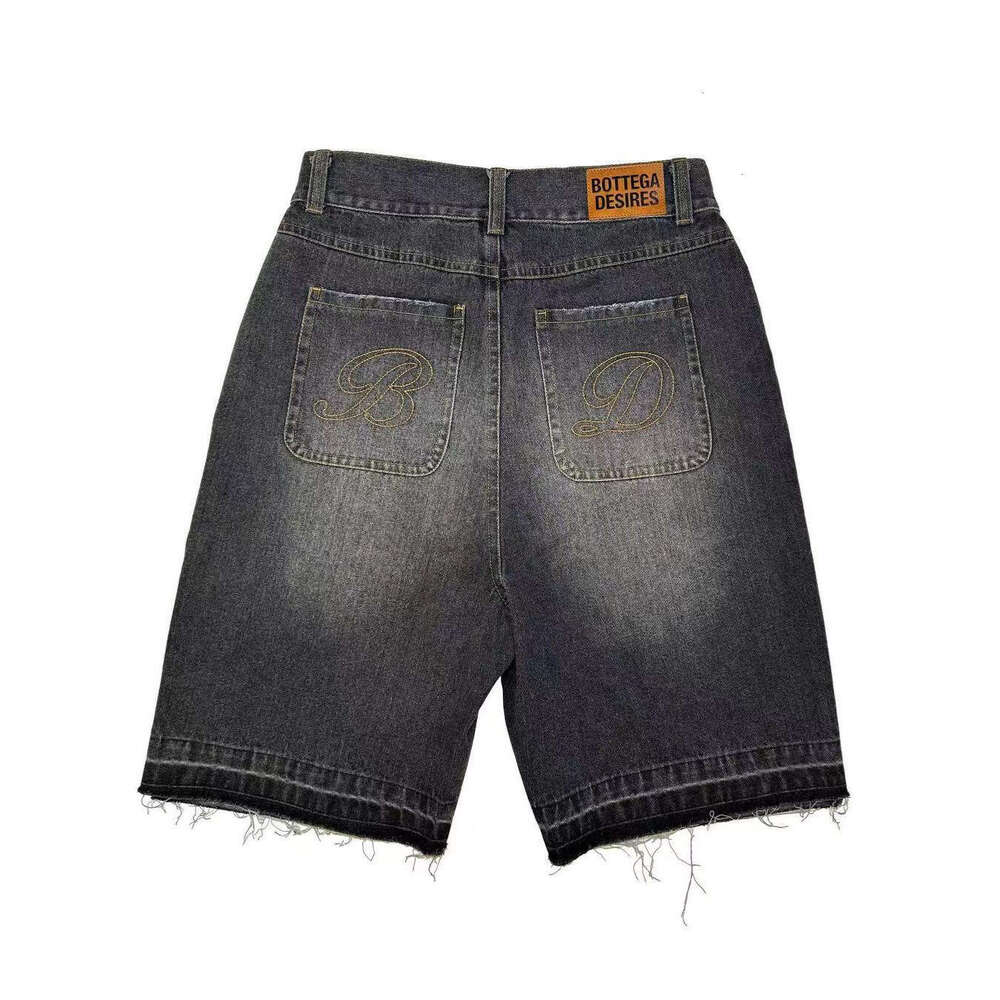 New Men's Explosive Street Loose Five Quarter Pants, Fashionable And Trendy Brand Retro Letter Denim Shorts