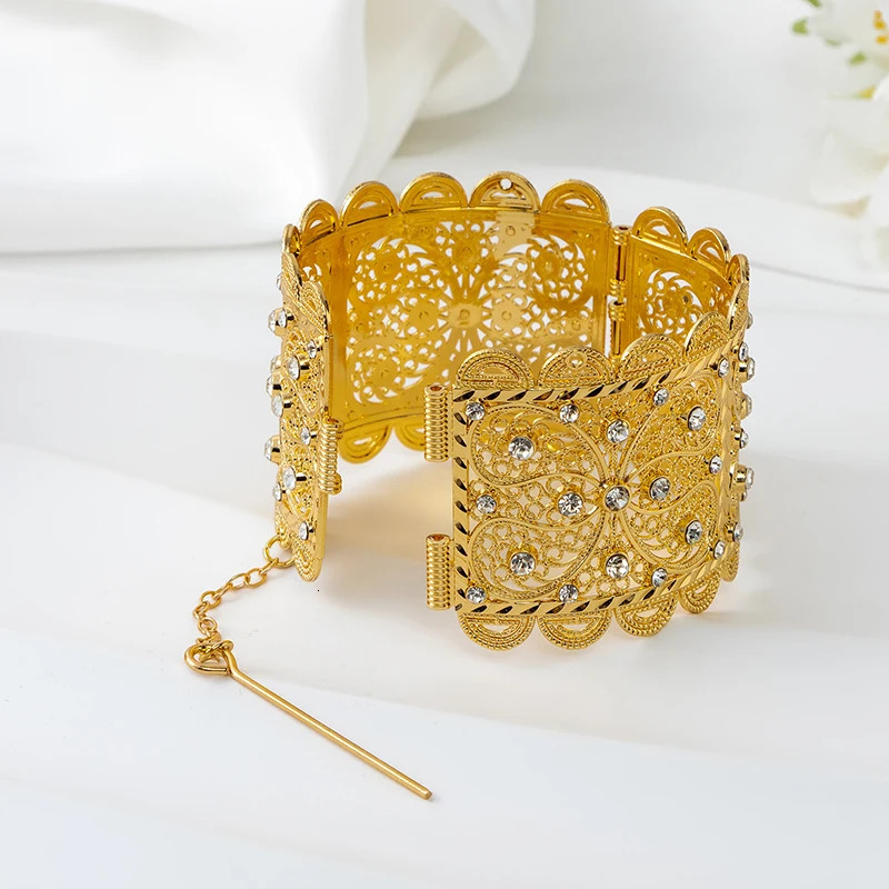 Fashion Moroccan Style Rhinestone Wide Bracelet Retro Bracelet Jewelry Algerian womens metal Jewelry Brooches Wedding Gifts 250227