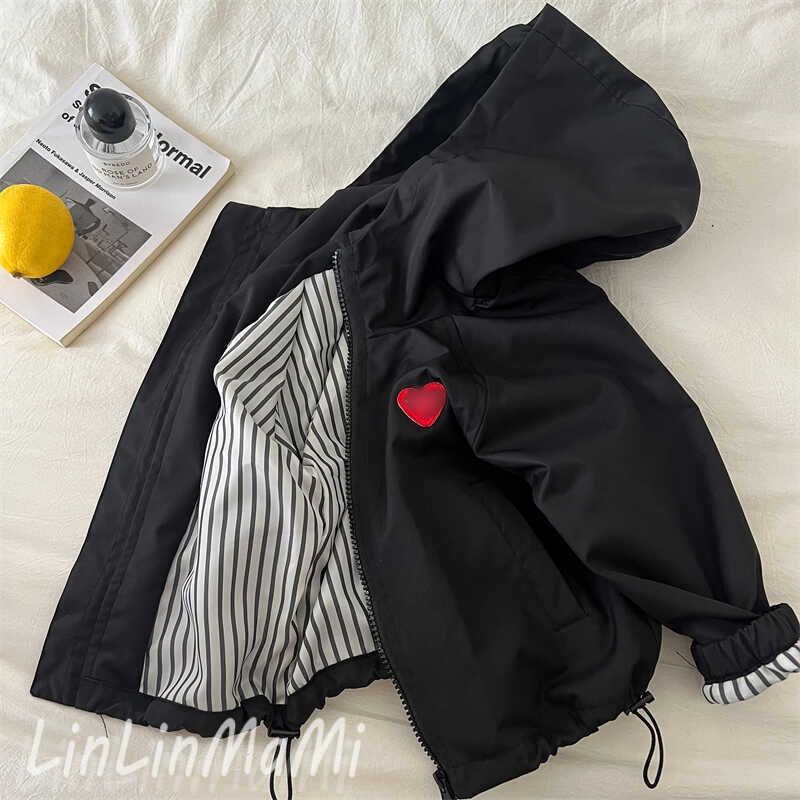 Jackets Childrens Zipper Jacket 2025 Autumn Edition Mens and Womens Hooded Zipper Stormtrooper Clothes Baby Trendy Brand Love Jacket WindbreakerY25022