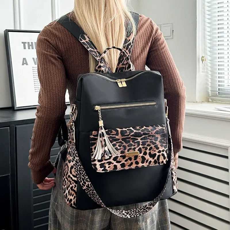 Diaper Bags Leopard Print Nylon Womens Backpacks Simple Casual 2025 Hot Sale Womens Bags Large Capacity Simple Fashion Backpacks Y250227RGLW