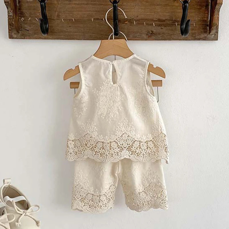 Summer born Baby Girls Clothing Set Sleeveless Cotton Embroidered VestPants Toddler Baby Girl Clothes Set 250227