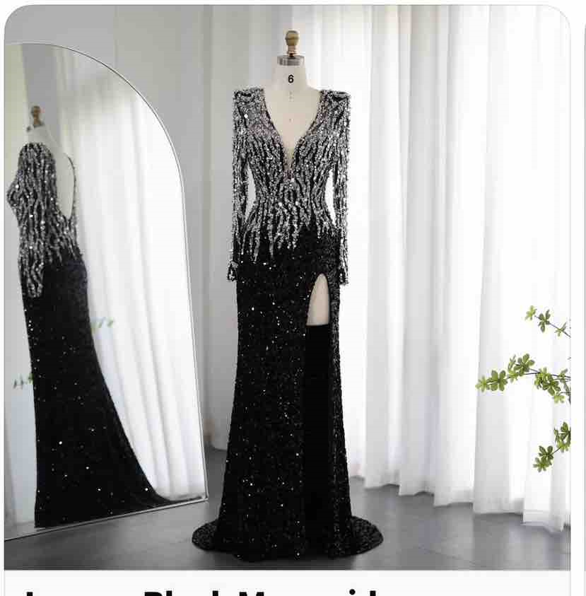 Luxury Black Mermaid Dubai Evening DressesV-Neck Long Sleeves Arabic Women Formal Party Gowns Customized