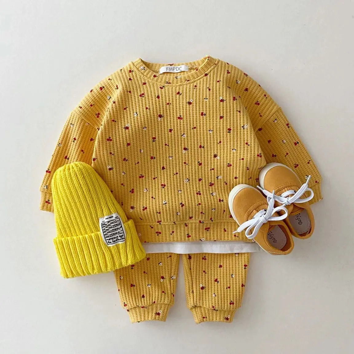 Baby Clothes Girl Autumn born Sets Round Neck Fruit Cherry Print Long Sleeve Pants 2PCS Infant Suit Toddler Children Clothing 250227