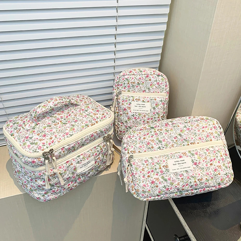 Ship from US Quilted Makeup Bag Floral Cosmetic Aesthetic Organizer Large Capacity Clutch Purse Storage 250227FBB