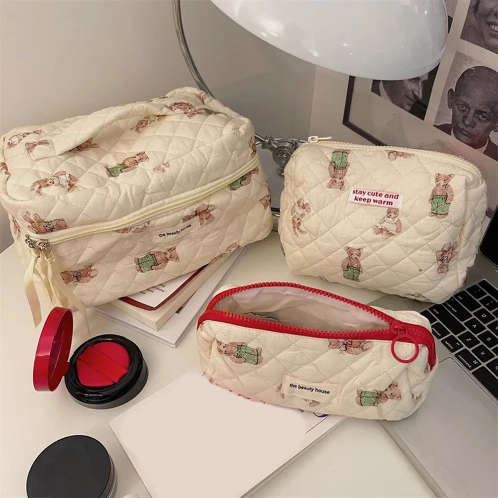 Ship from US Cute Bear Makeup Bag for Women Girls Cotton Padded Cosmetic Kawaii Aesthetic Toiletry Organizer Storage Beauty 250227FBB