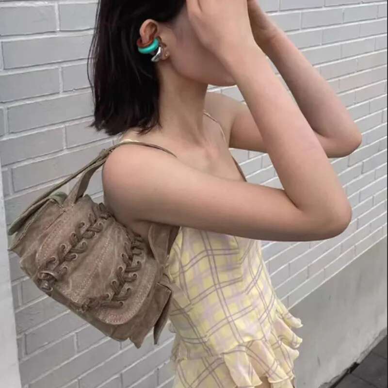 Retro Design Frosted Women Versatile Pleated Drawstring Small Square 2024 New High-Quality Handbag Shoulder Bag