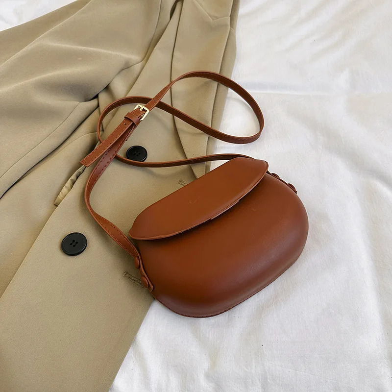 Ship from US Minimally ned niche bag for women in summer trendy single shoulder crossbody with versatile commuting saddle 250227FBB