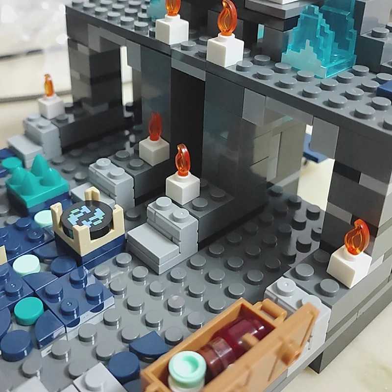 852Pcs Creative Deep Dark Battle Building Blocks Warden Model Decoration Puzzle Assembly Toys For children Birthday Gift Y250227