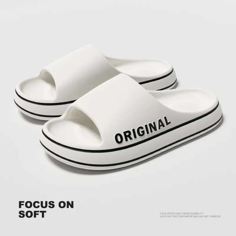 Men's Thick Bottom Summer New Beach Slippers Designer Sandals Bathroom Non Slip Slippers Soft Sandals Simple Fashion Ultra Light Letter Shoes