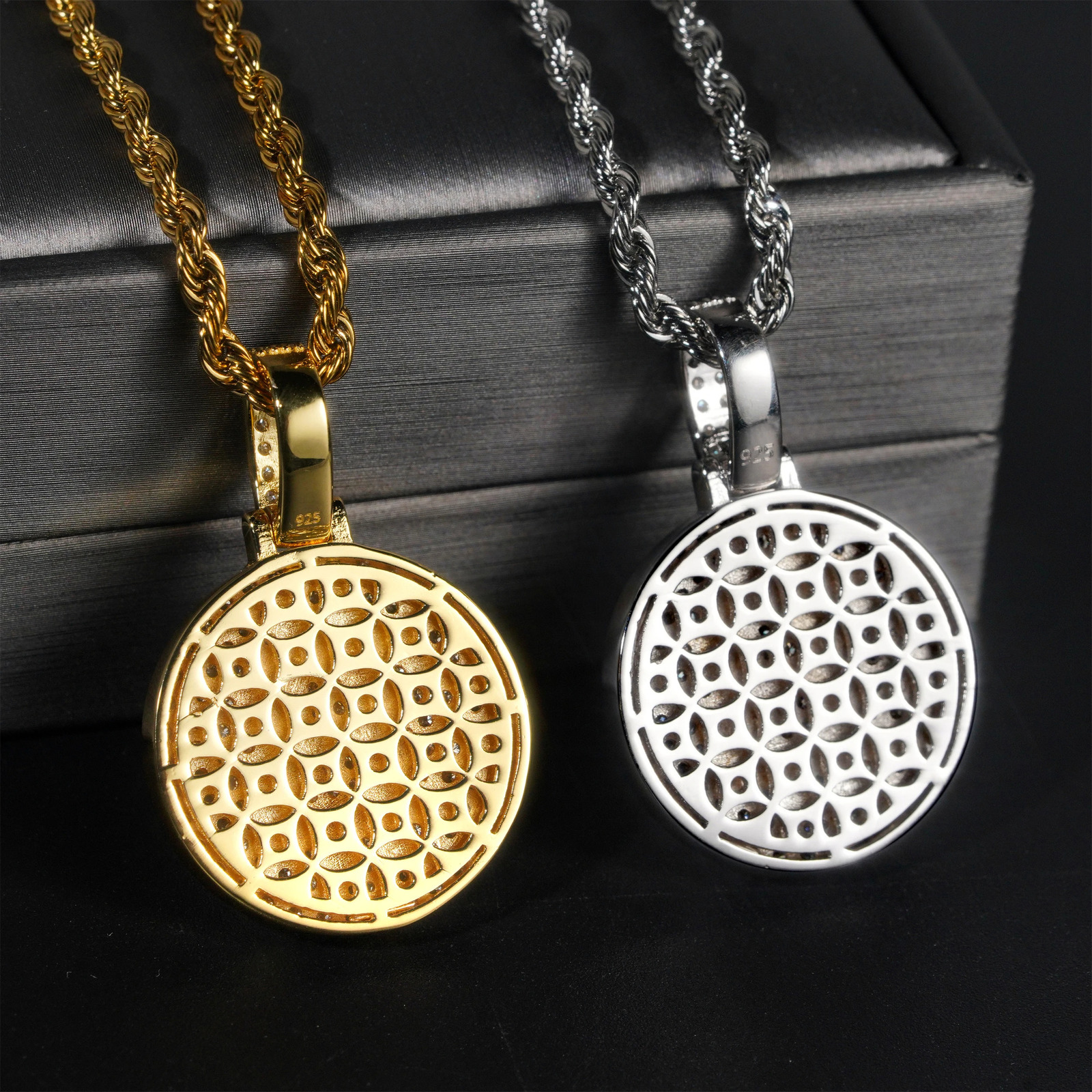 Hip Hop Iced Bitcoin Pendant 925 Sterling Silver D Color Diamond Pendant Necklace Pass Test 250227