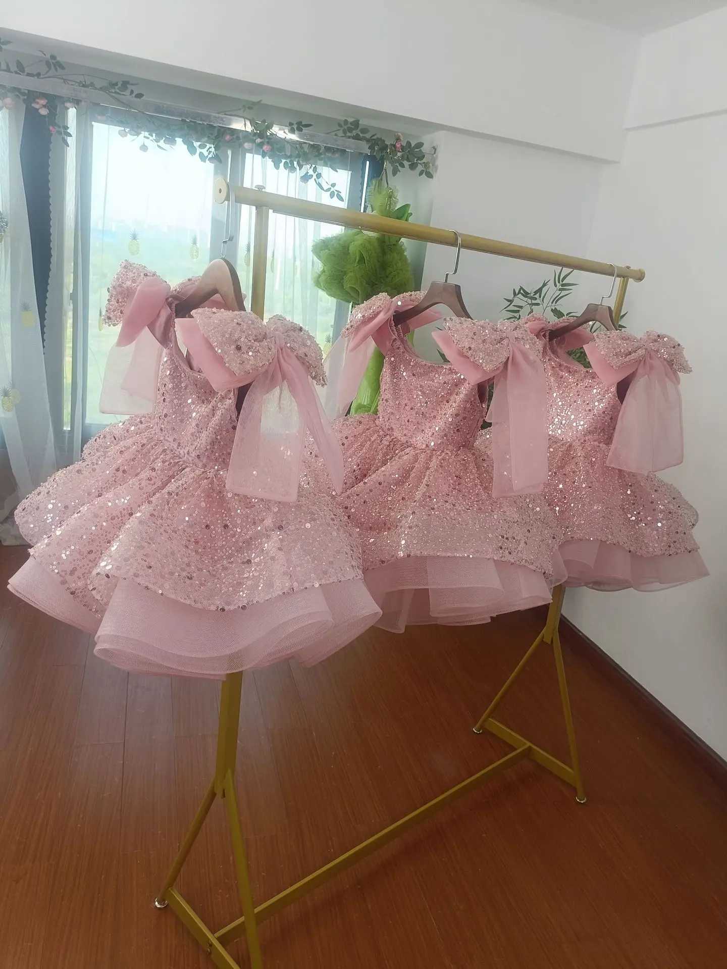 Girl's Dresses Gorgeous and elegant social streaming new year dress girl wedding evening dress bowlla and fluffy ball clothing white wedding dr Y