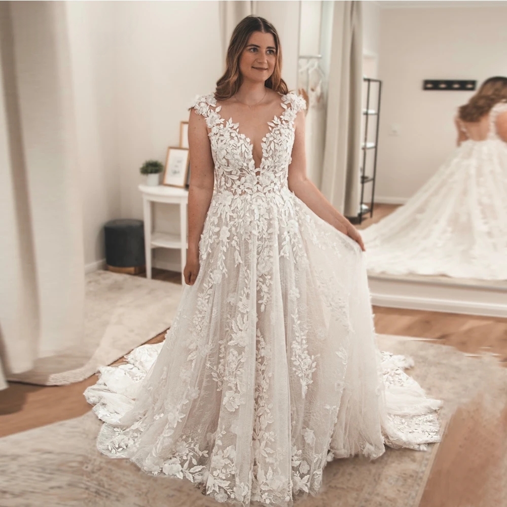 Elegant Lace A-Line Wedding Dresses Appliques Sheer V-Neck Sleeveless Backless Long Country Bridal Gowns Custom Made Vestido De Novia