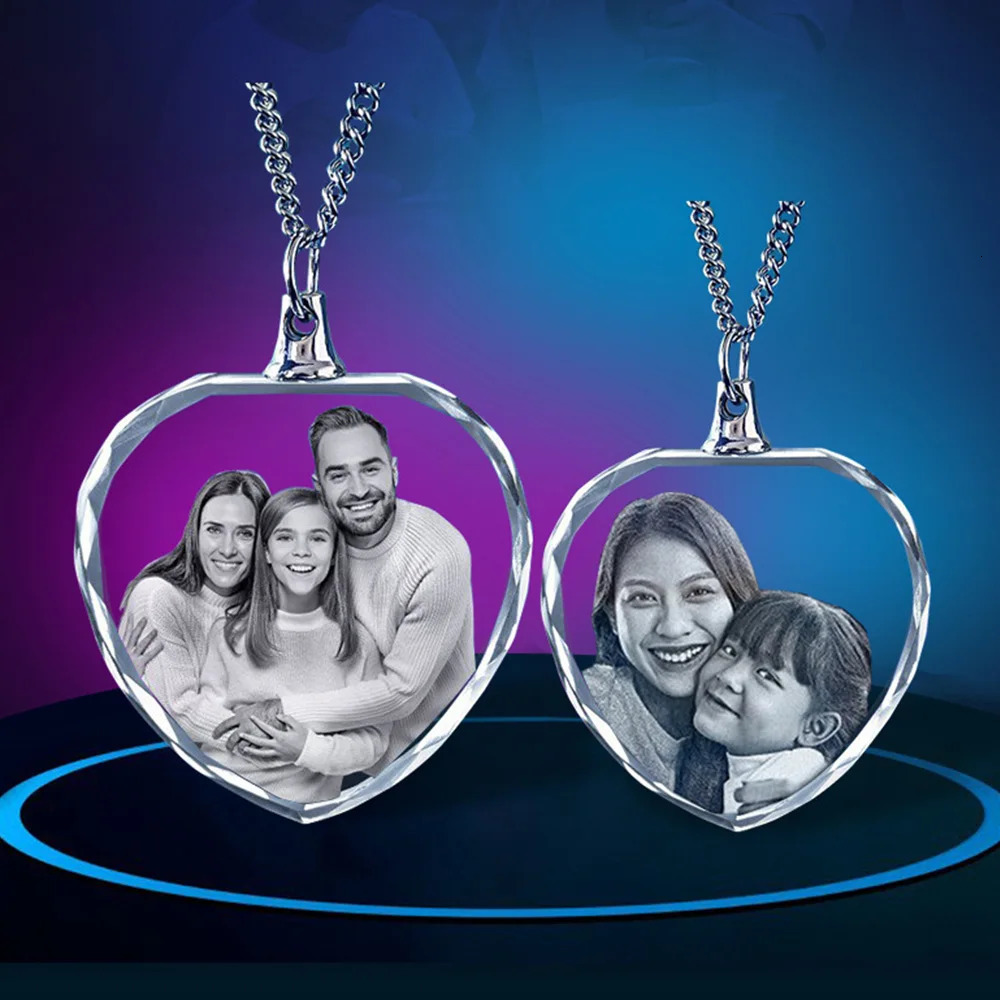 Custom Po Necklace HeartShaped Pendant Laser Engraved Picture Personalized Birthday Memories Gift 250117
