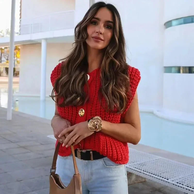Crop Sleeveless Vest Woman Button Up Knit Women Streetwear Spring Waistcoat Jackets Y2K Pockets Loose Short Sweaters 250225