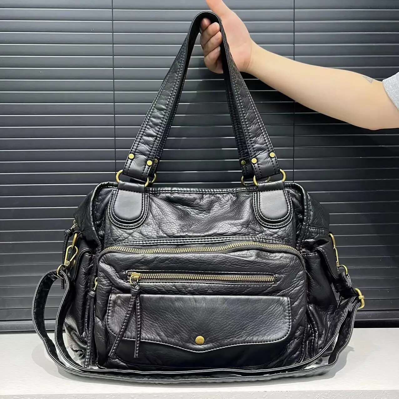 Women's Fashion Y2k Washed Distressed Motorcycle Hot Girl Large Capacity Multi-Pocket Shoulder Bag