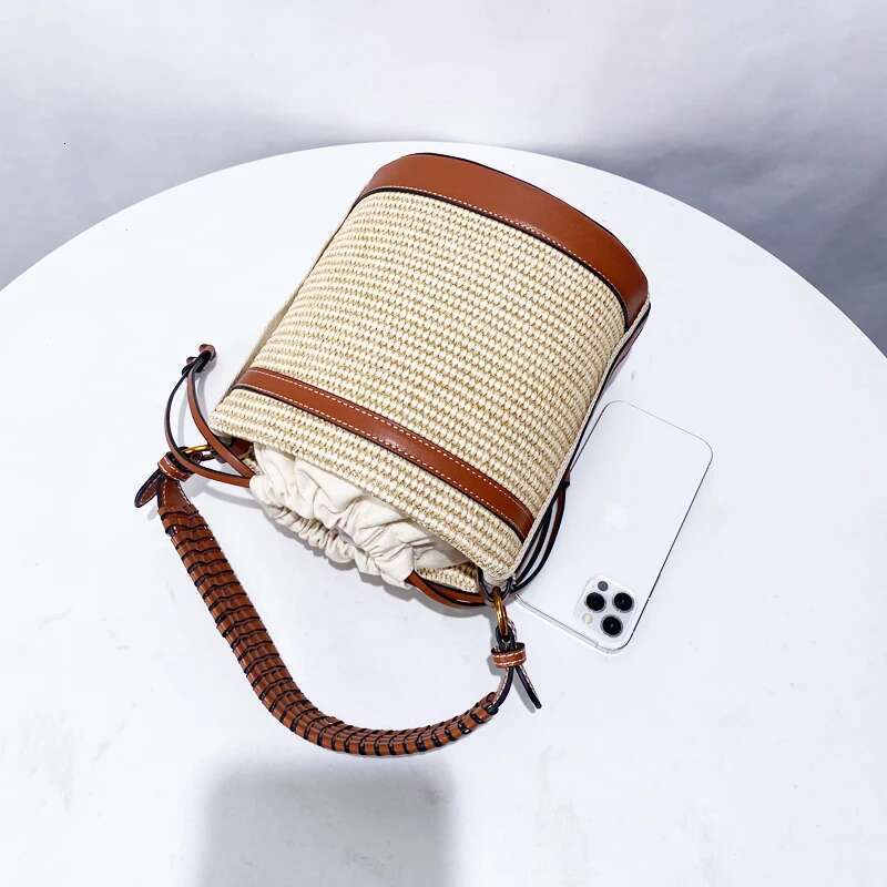 Drawstring Bucket Bags For Women Designer Handbags Purses 2025 New In Casual Straw Weave Beach Small Shoulder Crossbody