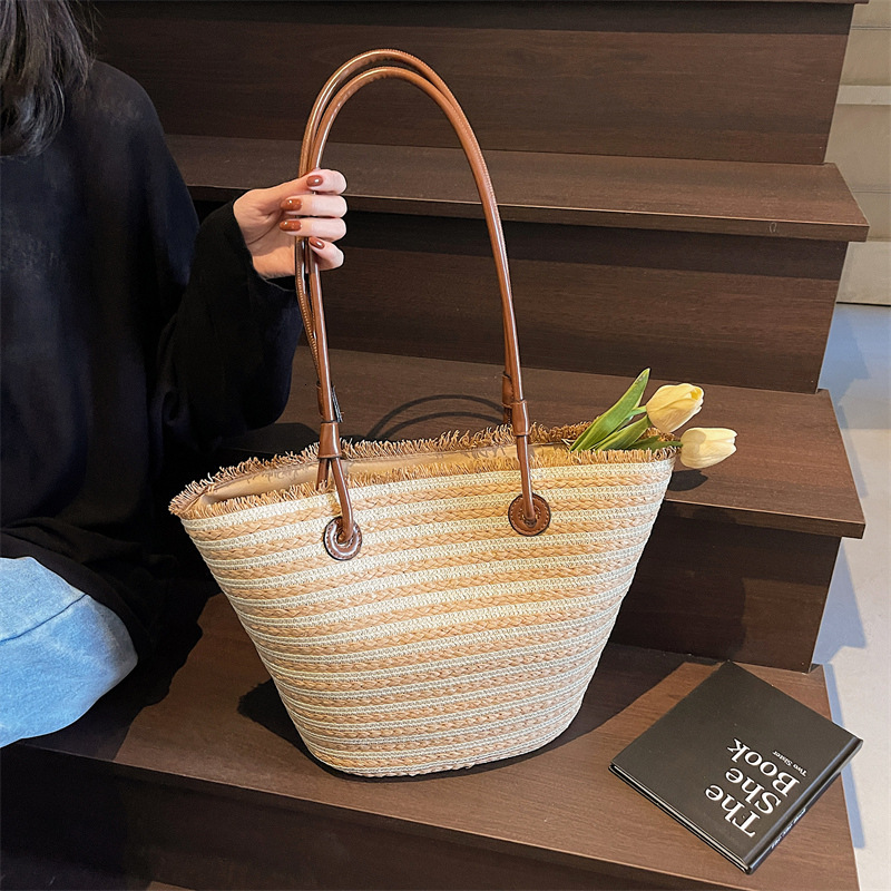 Beach beach vacation 2025 summer new simple leisure grass woven high-end versatile shoulder bag #swissmilitary