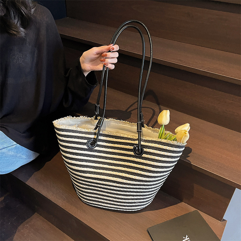 Beach beach vacation 2025 summer new simple leisure grass woven high-end versatile shoulder bag #swissmilitary