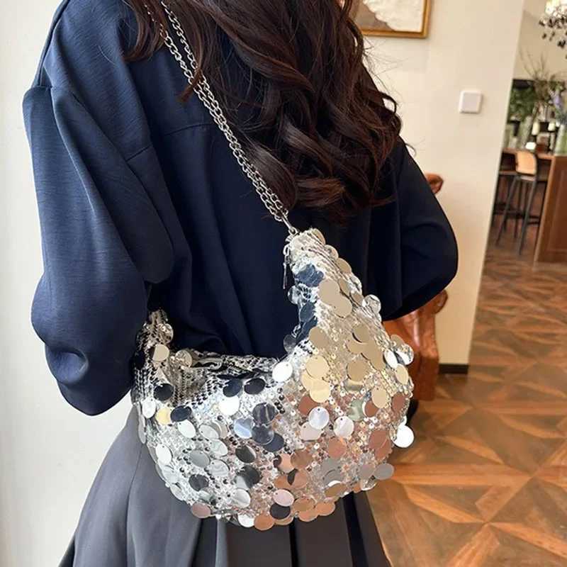 Korean Chain Sequins Crossbody Bag Evening Cluh Bag Dinner Party Wedding Purses Handbag Female Underarm Shoulder Crossbody BagXJ250227