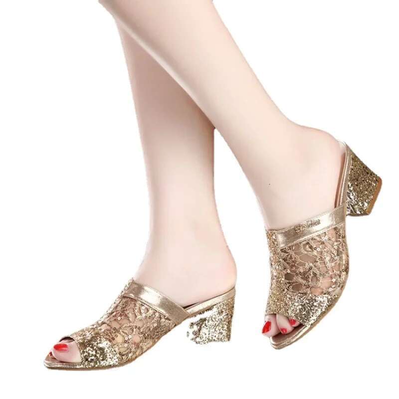 Summer 2025 New Women's Open Toed Sandals Lace Designer Sandals Women's High Heel Sandals Square Heel High Heel Shoes Women's Sandals