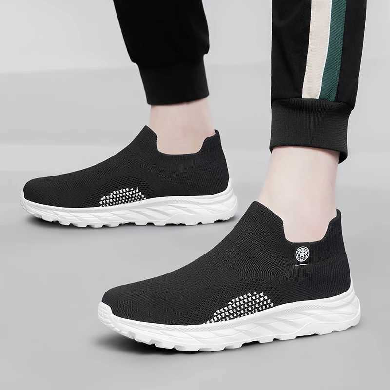CLOHOO Mens Running Shoes Thin Mesh Breathable Slip-On Sports Sneakers Casual One-Step Socks Design for Comfort Z250227