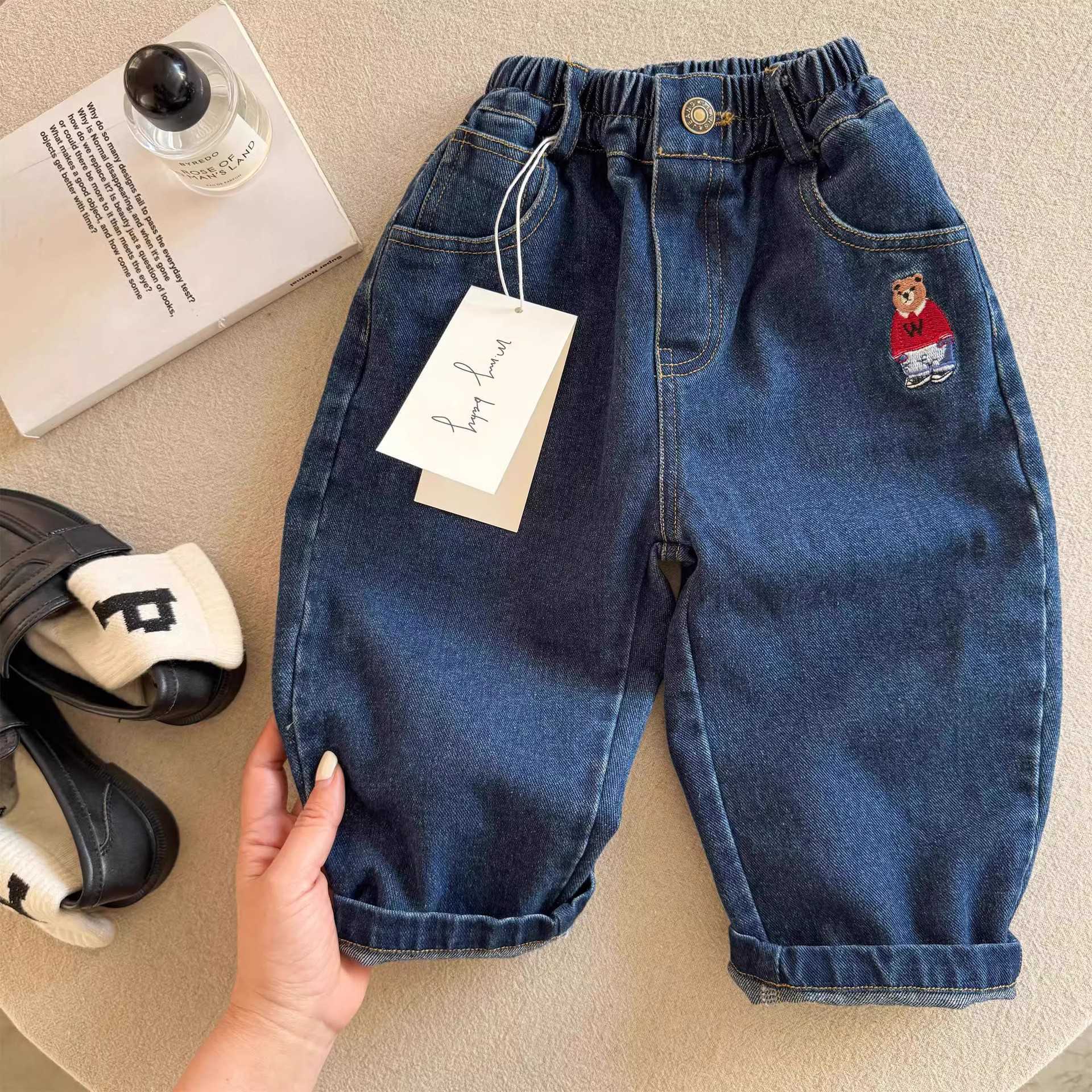 Jeans New style of childrens pants baby girl jeans Korean version boys straight leg pants outer pants childrens jeans spring and autumn teddy bearY250