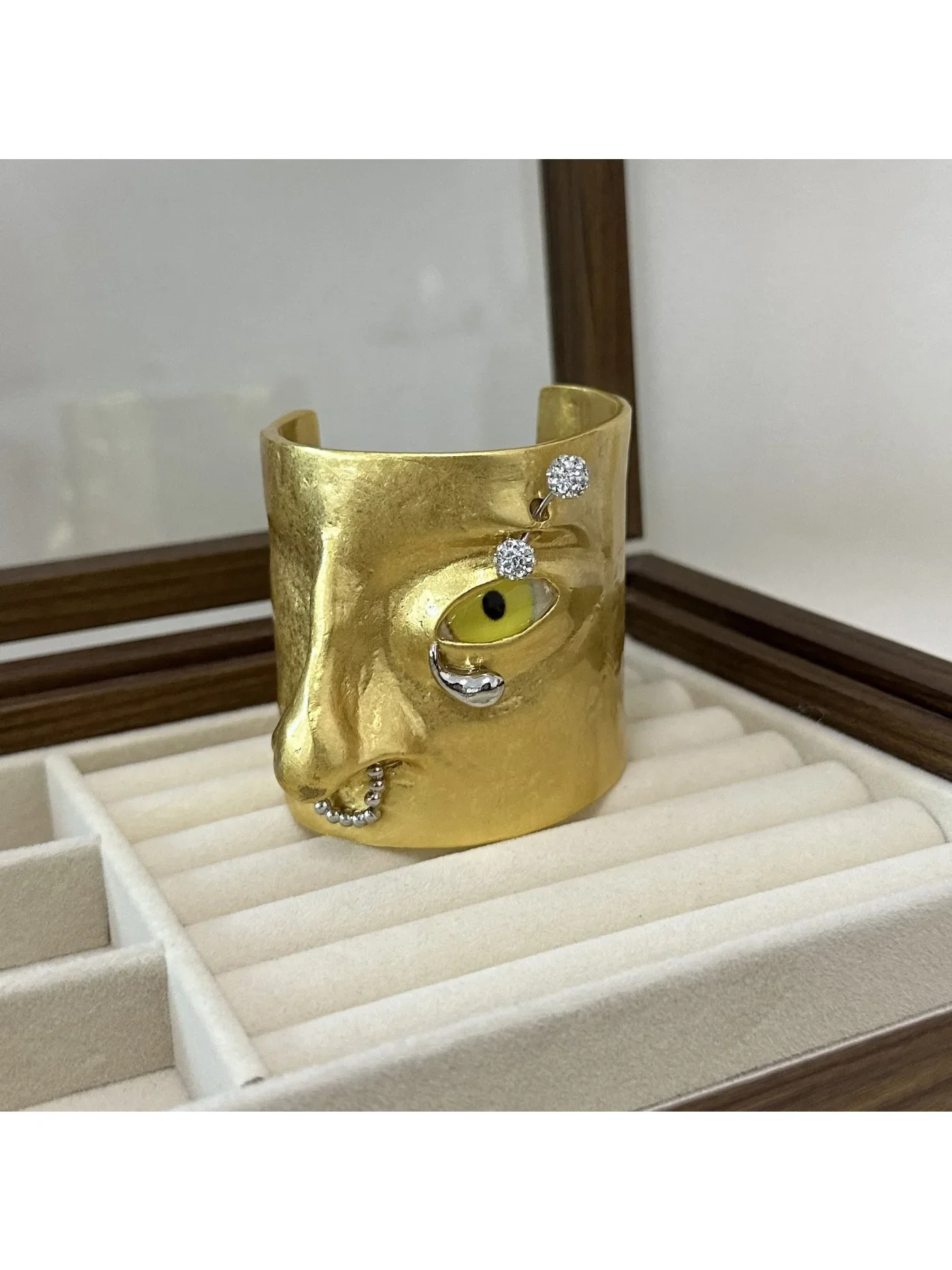 Trendy Crystal Tear Eye Wide Cuff 250221