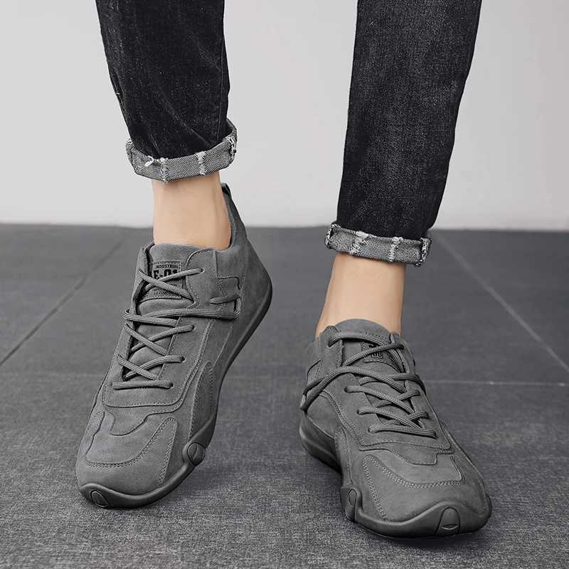 Mens outdoor sports hiking shoes four season new anti slip comfort work shoes fashion youth casual trendy shoes males sneakers Z250227