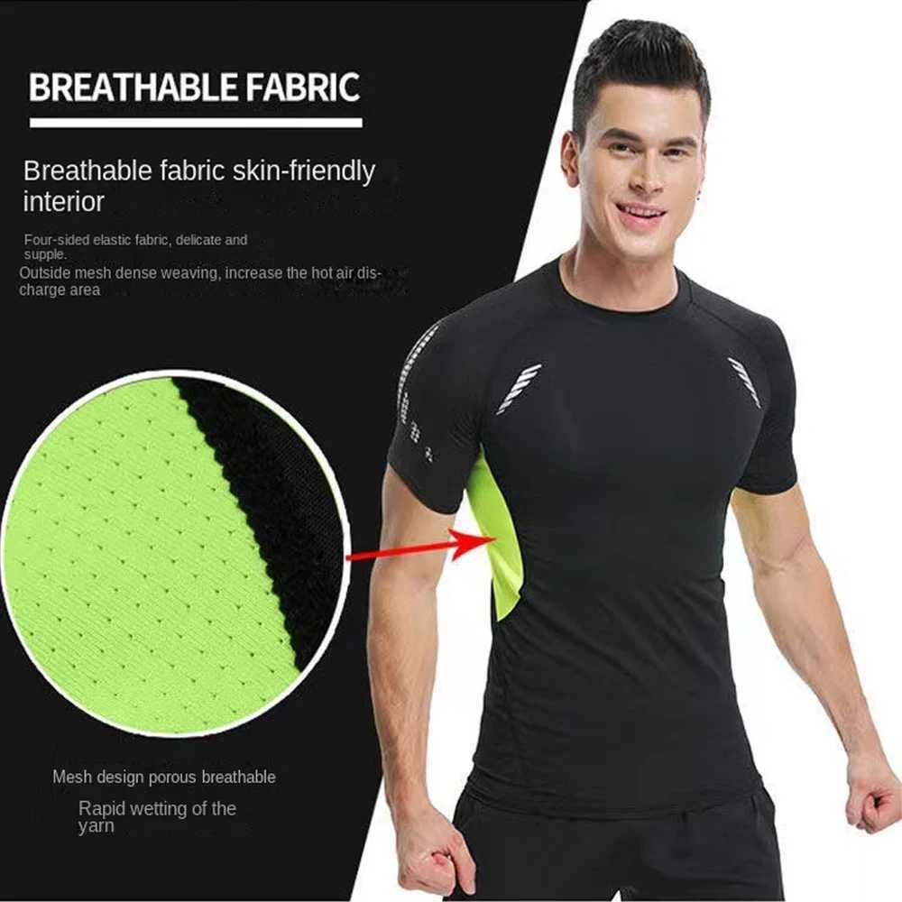 Mens Running Compression Shirts Short Slve Sport Gym Ts Quick Dry Sweatshirt Jogging Tracksuit Athletic Shirt Tops X250227