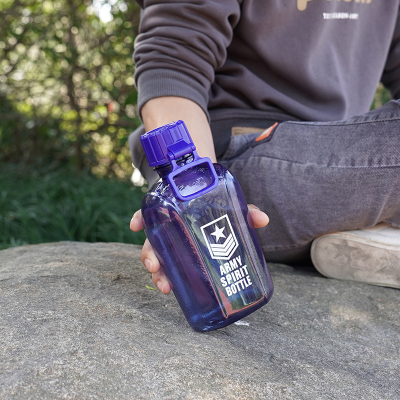 New Plastic Portable Space Cup Seems To March Portable Outdoor Sports Travelling Large Water Bottle Student Fitness Gift Cup