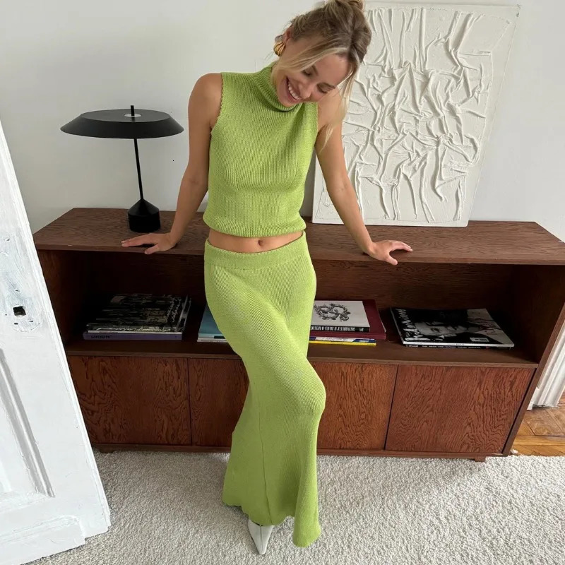 Tuularose Elegant Long Skirt Two-piece Set Womens Sleeveless Knitted Turtleneck Vest Slim Skirt Set 2025 Fashion Skirt Set 250226
